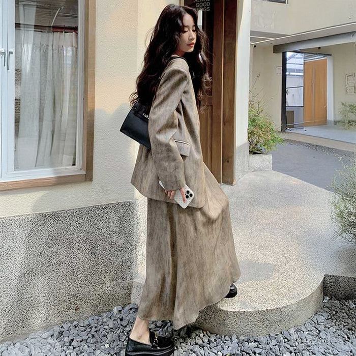 オーバーサイズジャケット×キャミソールワンピース