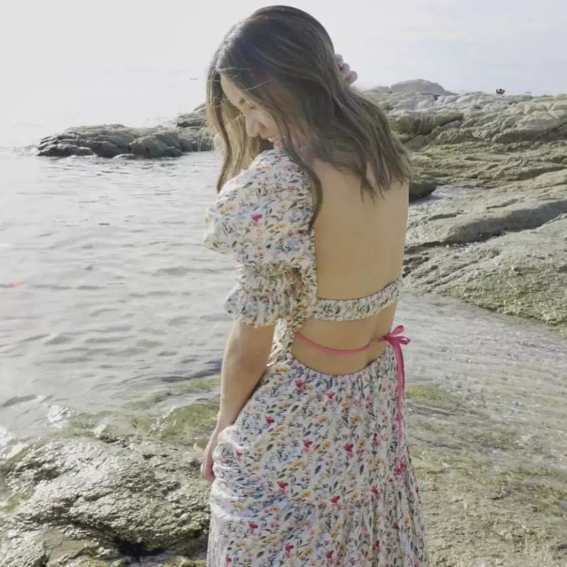 バックオープンフラワーロングワンピース