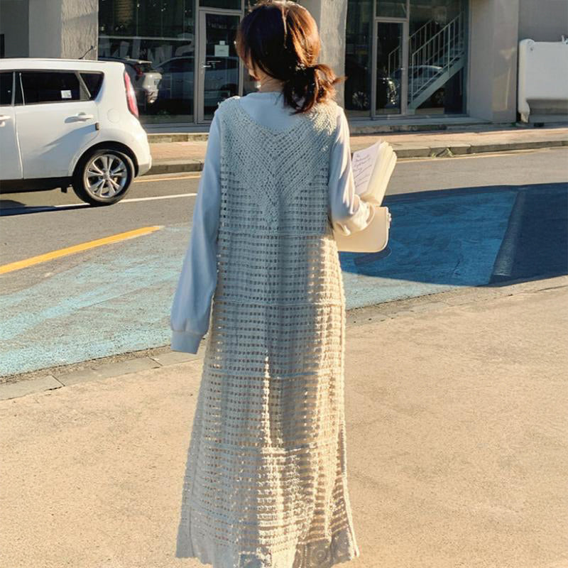 レースロングカーディガン×サイドスリットワンピース