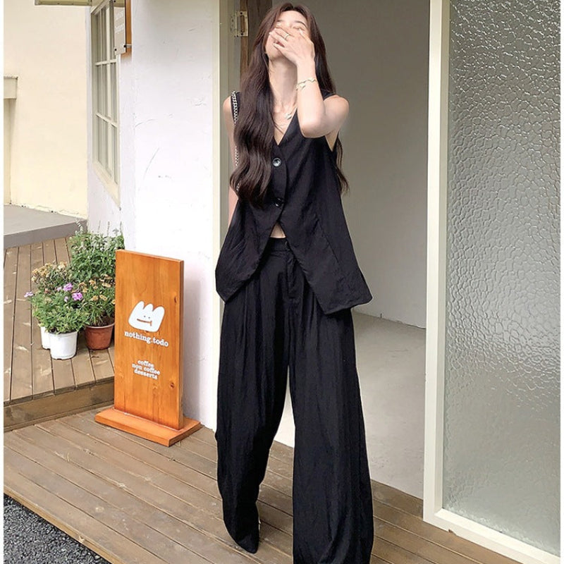 バックデザインベスト×ワイドパンツセット