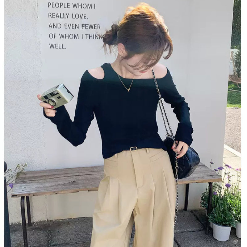 オフショルダーカットソー×ワイドレッグパンツコーデセット