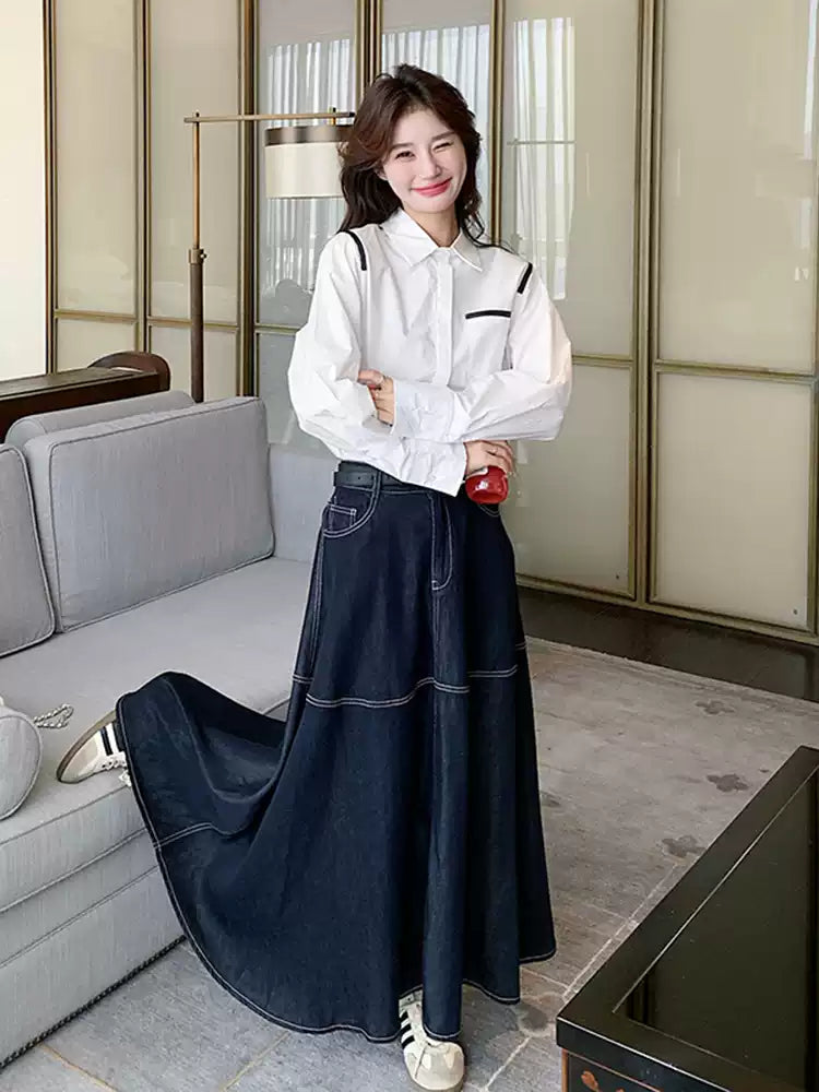 ホワイトシャツ×フレアデニムスカート
