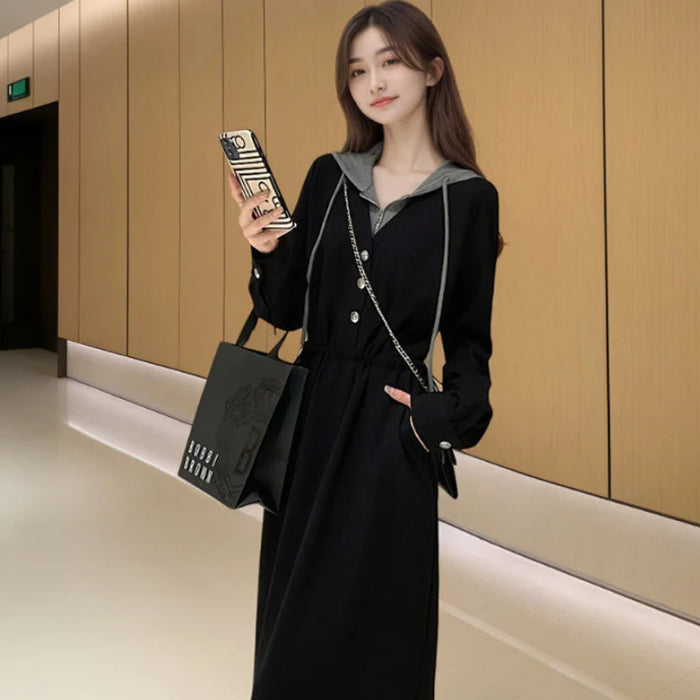 パーカーレイヤードニットワンピース