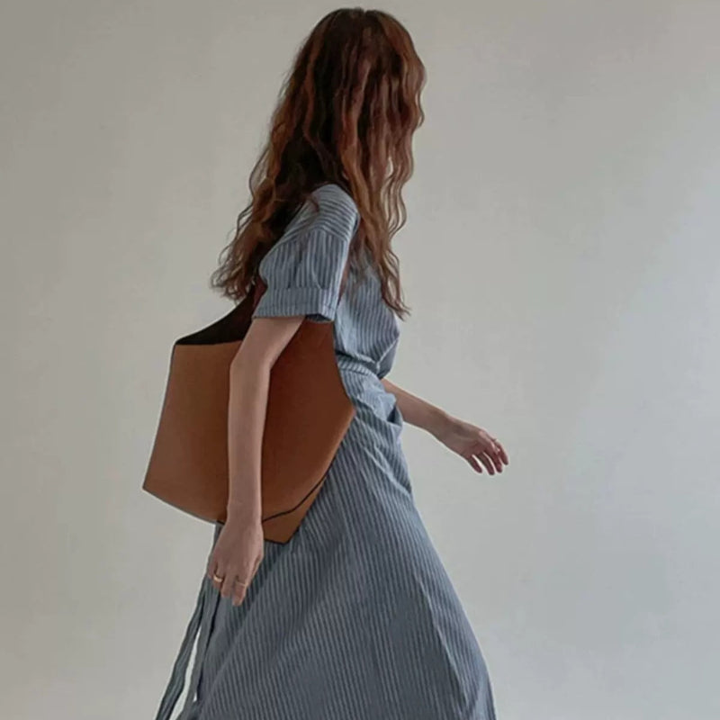 ツイストデザインストライプワンピース