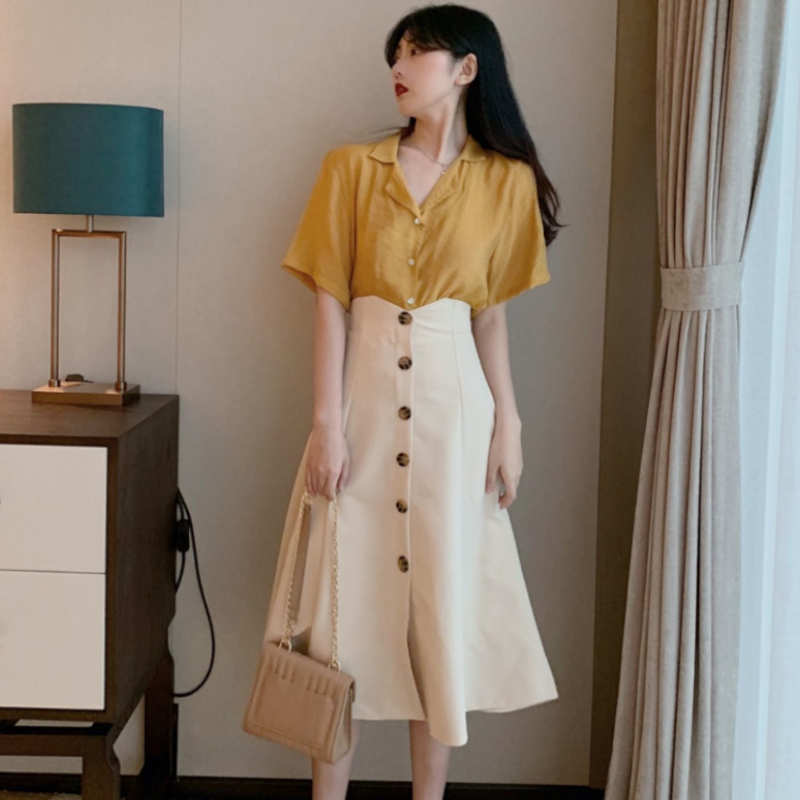 【即納】イエローオープンカラーシャツ×フロントボタンフレアスカート