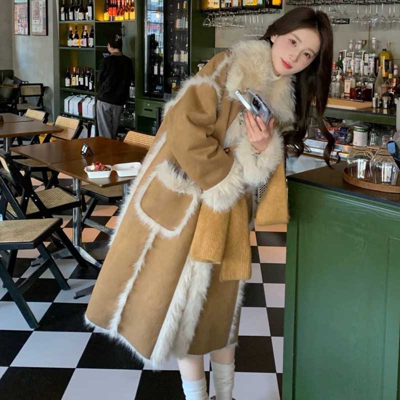 ファーパイピングムートンコート