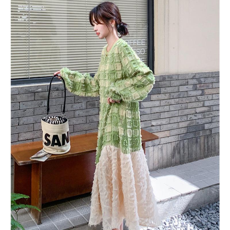 グリーンエンボスチェックワンピース