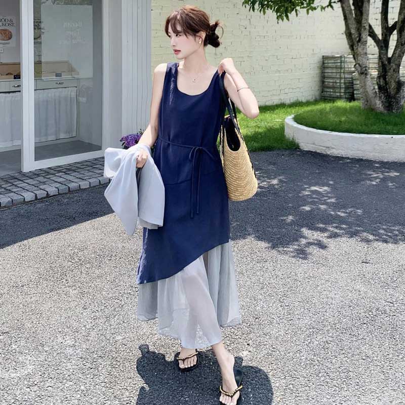 半袖ジャケット×レイヤードワンピース