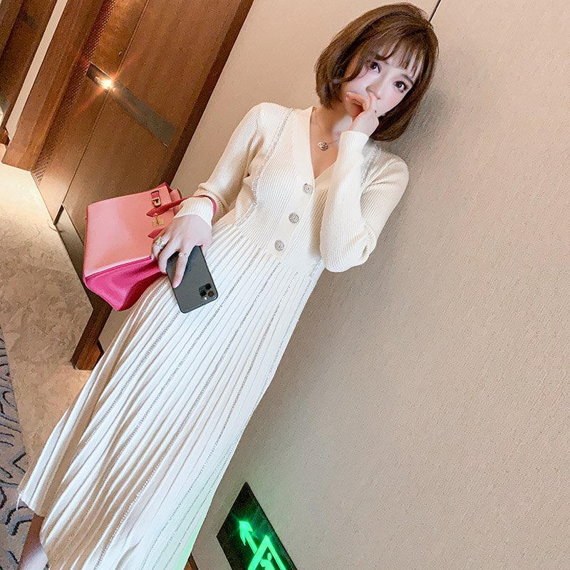 プリーツAラインニットワンピース