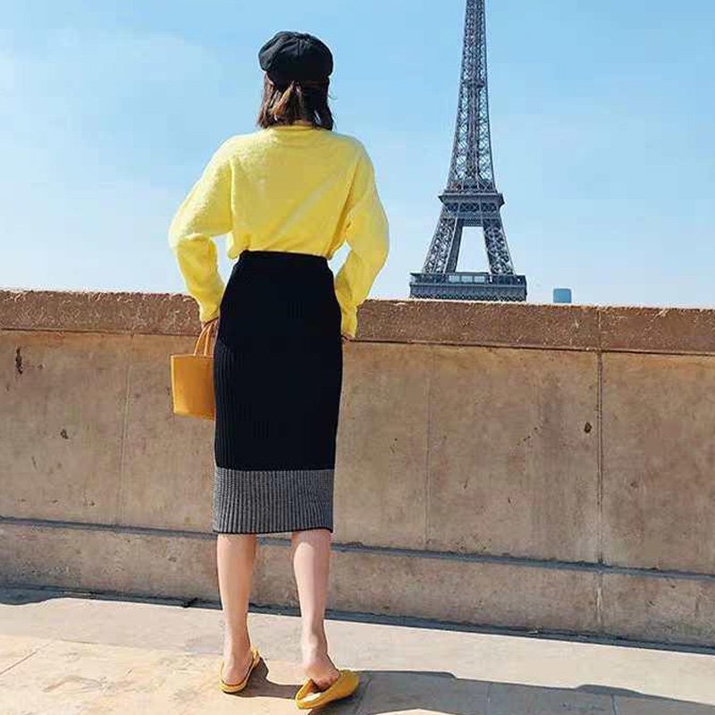 イエローカラーゆるニット×サイドスリットニットスカート