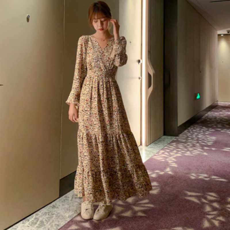 小花柄プリントティアードマキシワンピース
