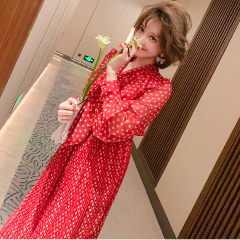 ハートプリントボウタイプリーツワンピース