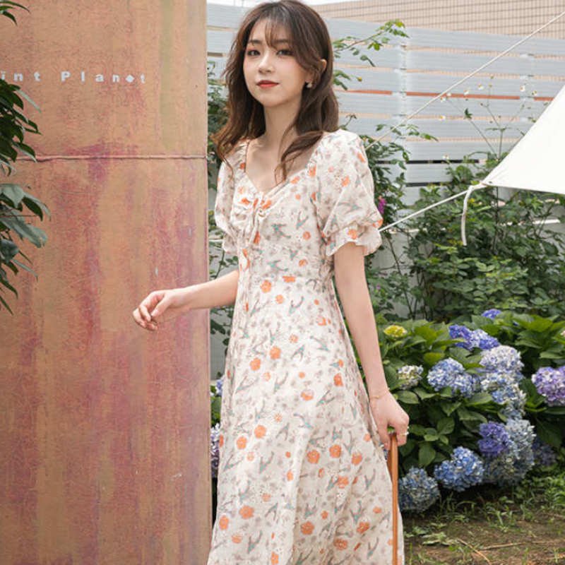 パフスリーブリボン付き花柄ワンピース(2type)
