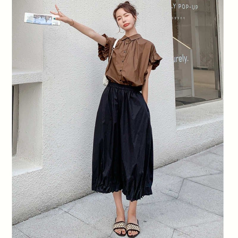 袖フリルゆるシャツ×サルエル風パンツ