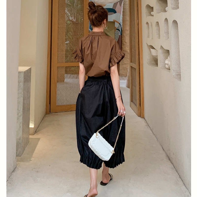 袖フリルゆるシャツ×サルエル風パンツ