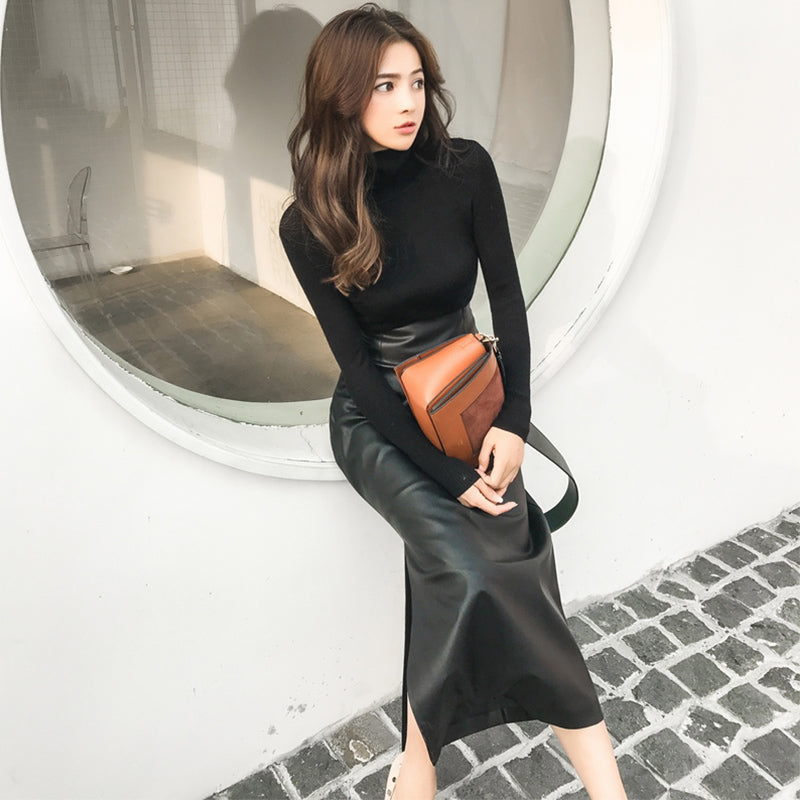 サイドスリットエコレザーロングスカート