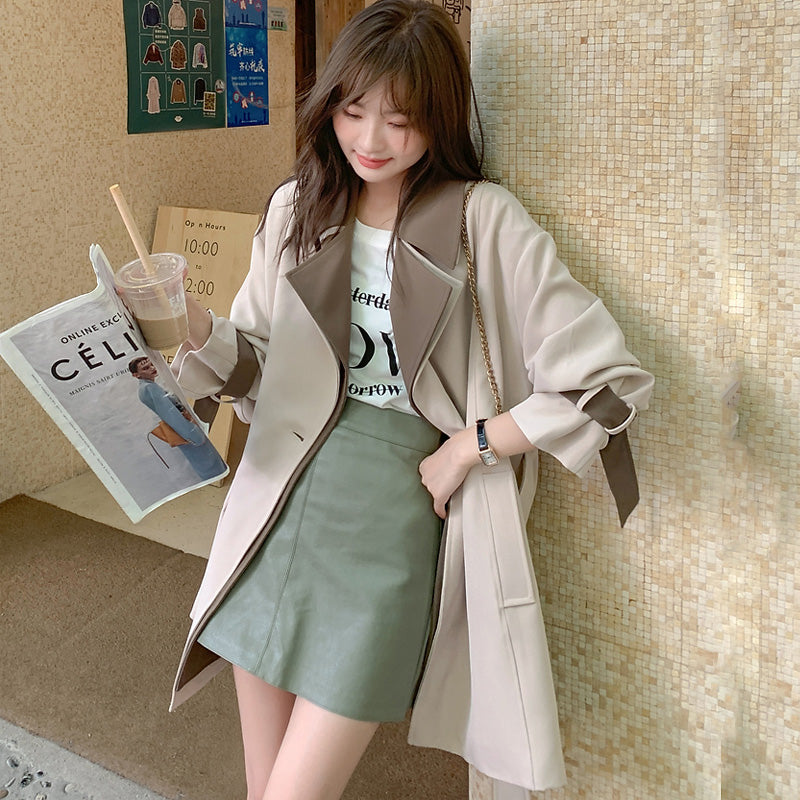 レイヤード風ツートンカラートレンチコート