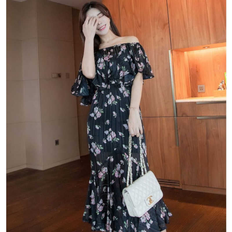 2WAYラッフルオフショルダー花柄ロングワンピース