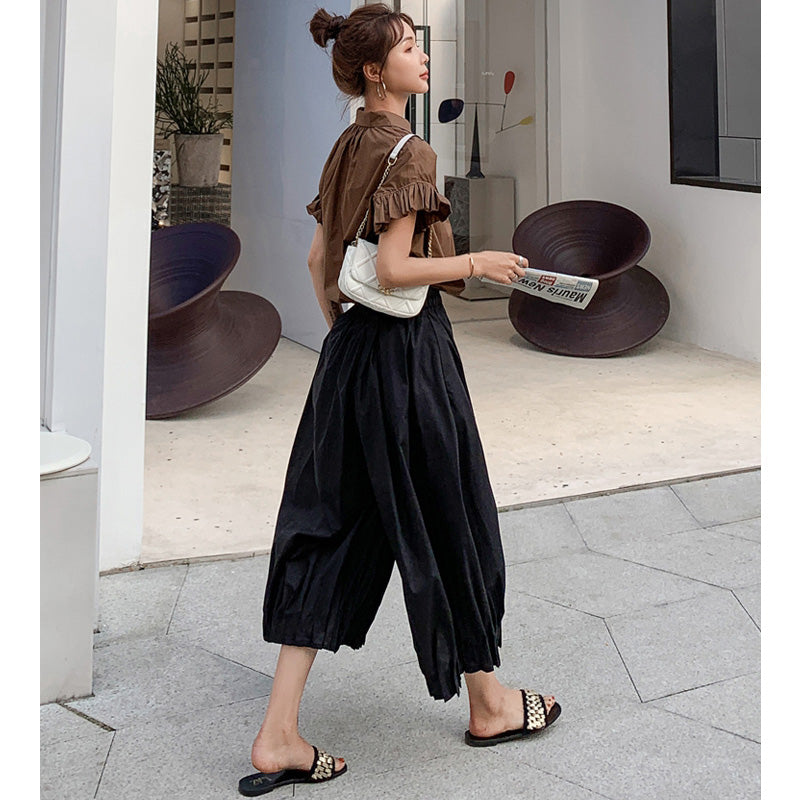 袖フリルゆるシャツ×サルエル風パンツ