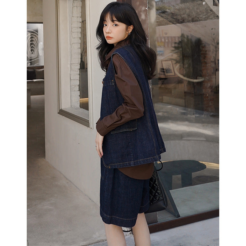 レトロデニムベスト×ミディ丈ショートパンツ