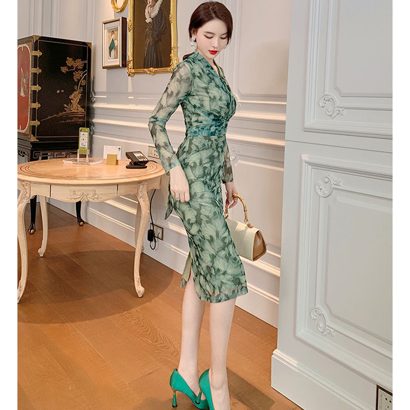 ボタニカルプリントシアーペンシルワンピース