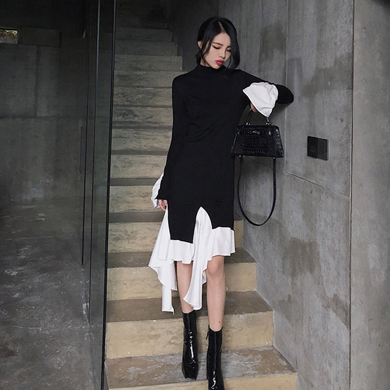 アシンメトリーレイヤードモノトーンワンピース