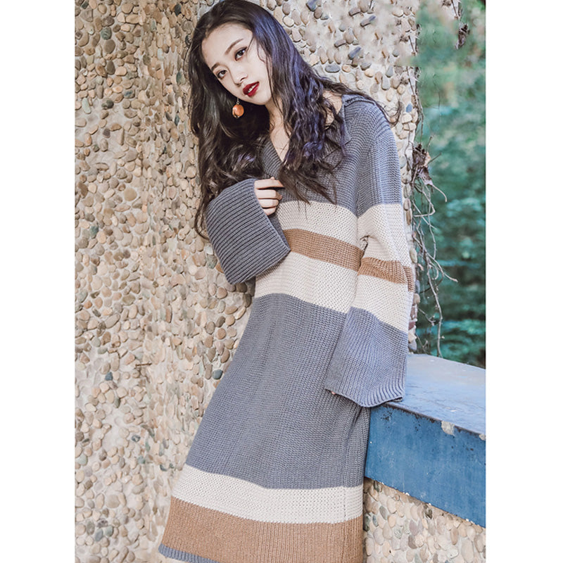 開襟マルチボーダーニットワンピース