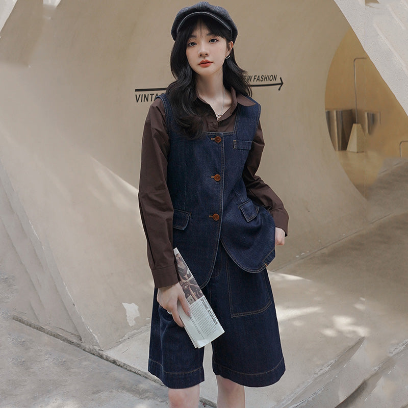 レトロデニムベスト×ミディ丈ショートパンツ