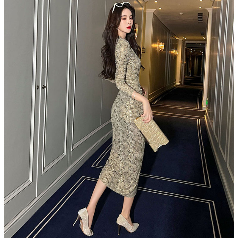 スパンコールフロントギャザーイレヘムパイソンワンピース