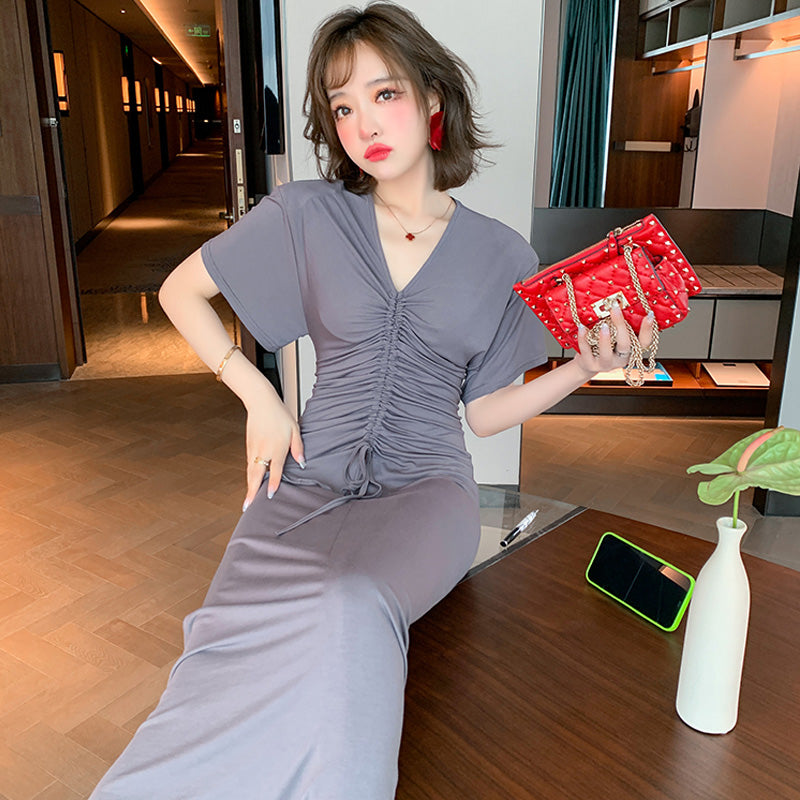 深Vネックドローストリングマキシワンピース