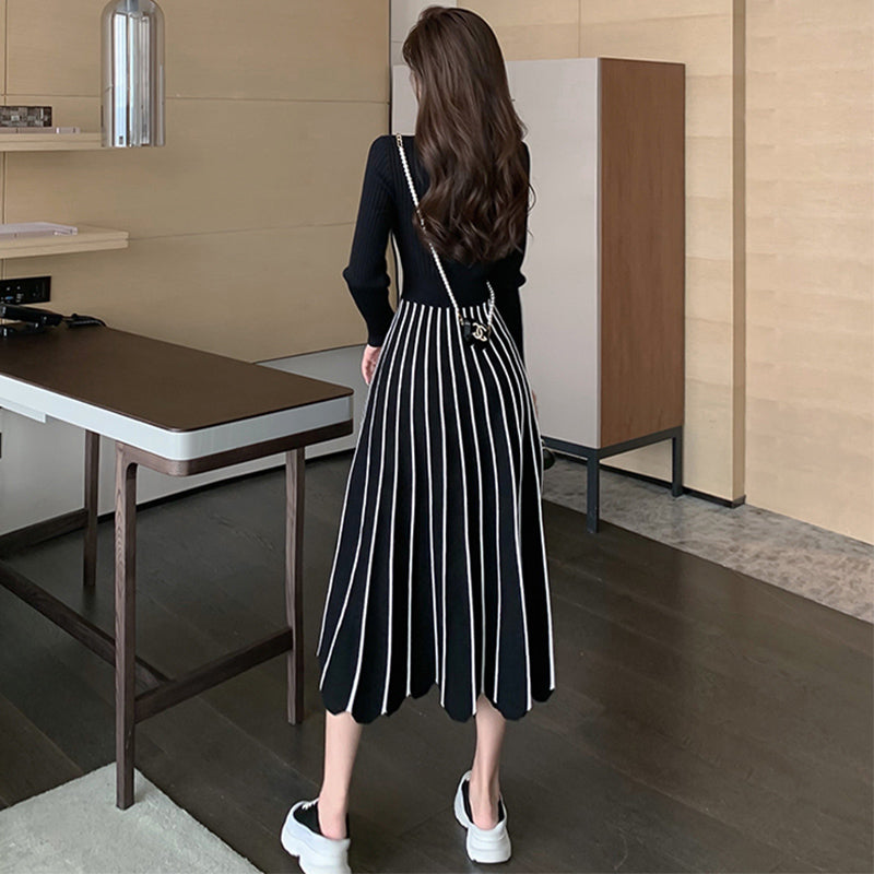 スカラップヘムストライプ切り替えニットワンピース