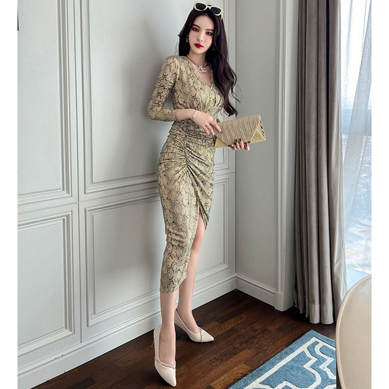 スパンコールフロントギャザーイレヘムパイソンワンピース