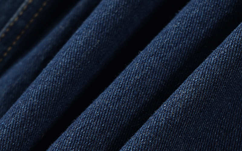 Tシャツ×サスペンダー付きアシメウエストワイドデニムパンツ