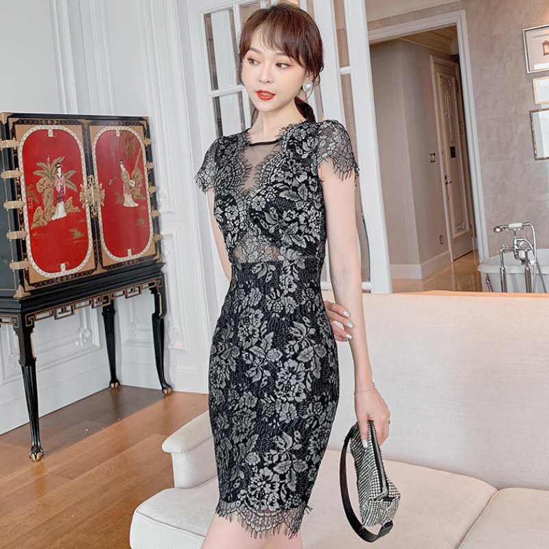 ラメ総レースシアースカラップミニワンピース