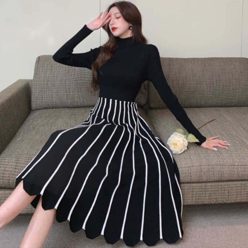 スカラップヘムストライプ切り替えニットワンピース