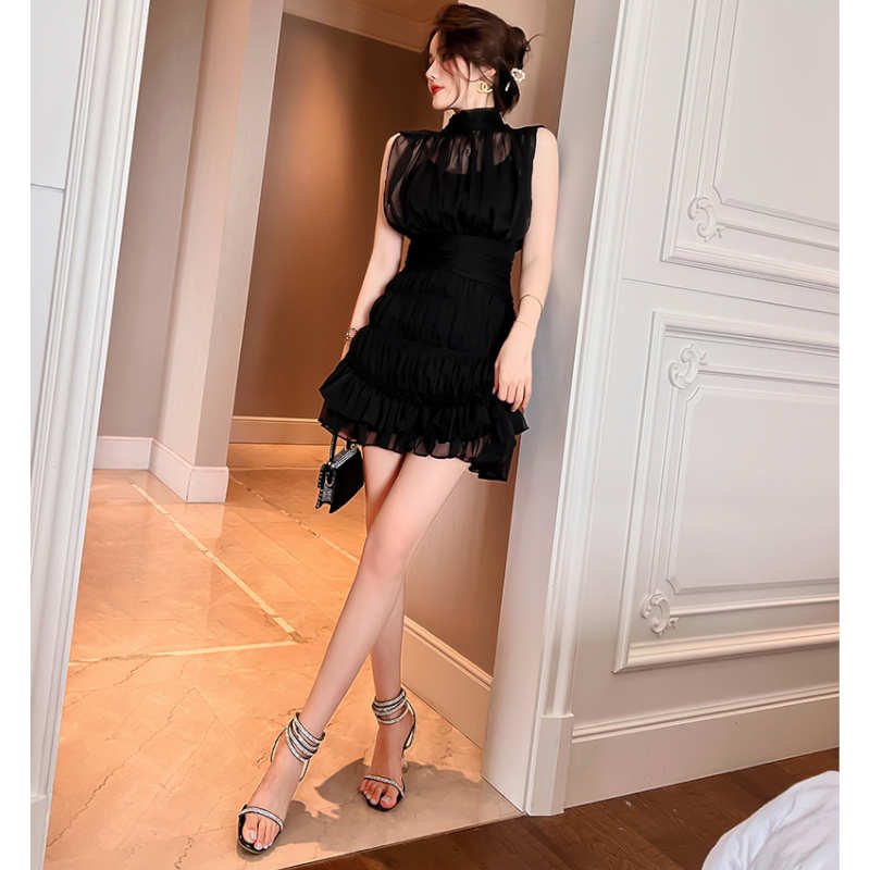 シャーリングスカートコンビシアーミニワンピース