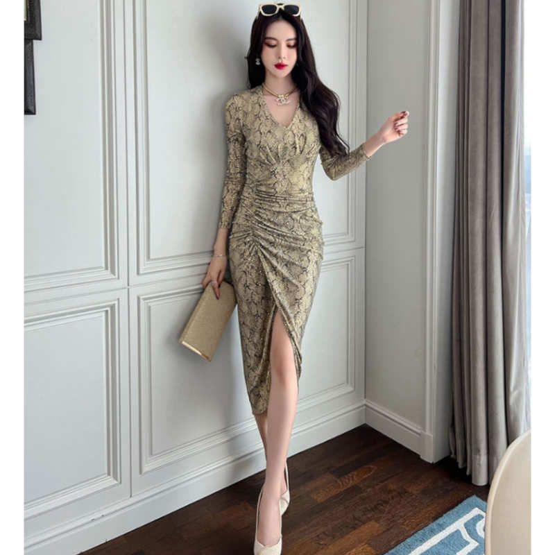 スパンコールフロントギャザーイレヘムパイソンワンピース