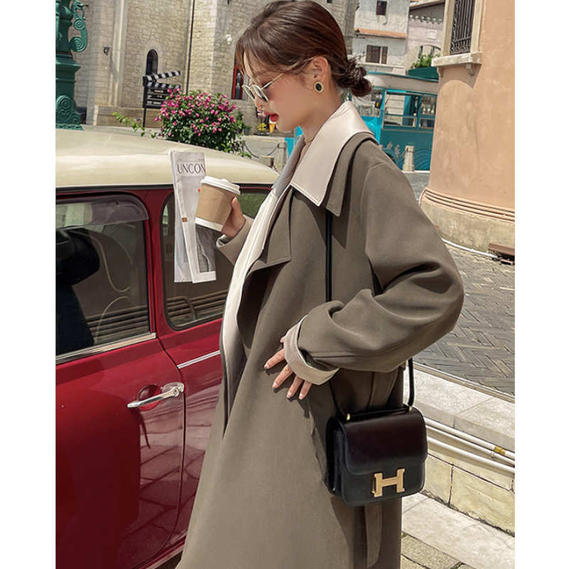 バイカラーレイヤード風ガウンチェスターコート