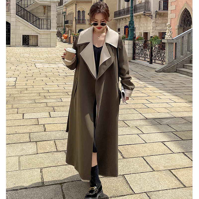 バイカラーレイヤード風ガウンチェスターコート