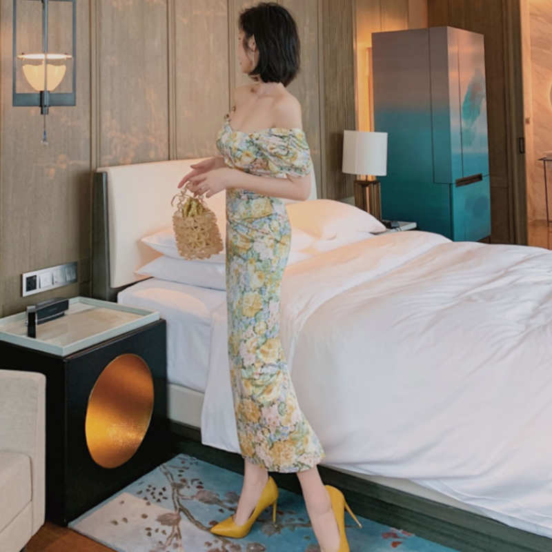 ボタニカルジャガード2WAYオフショルダーナローワンピース