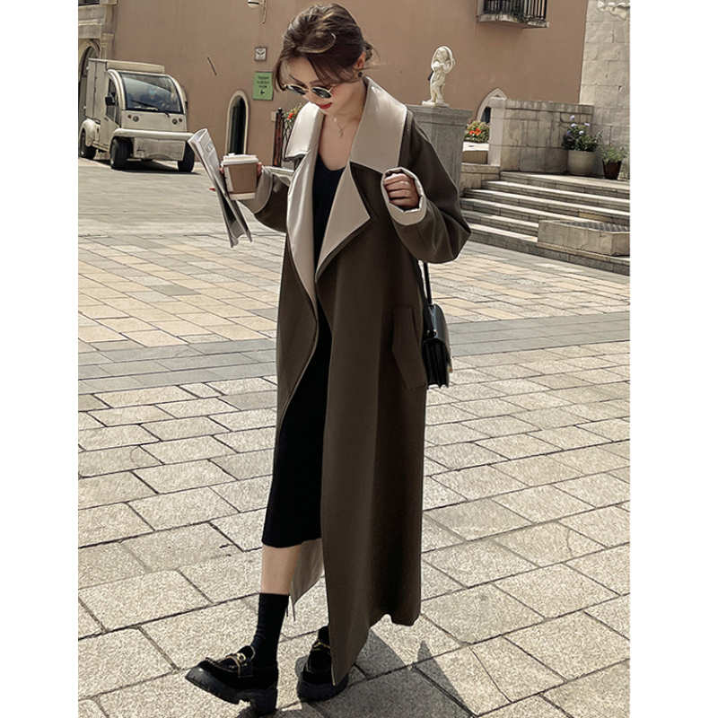 バイカラーレイヤード風ガウンチェスターコート