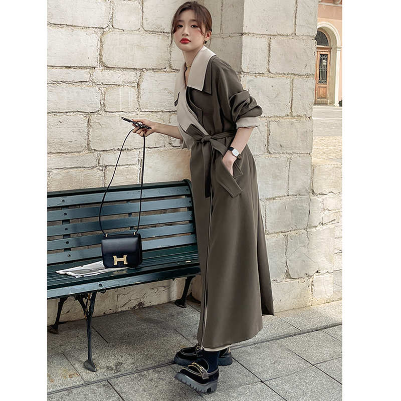 バイカラーレイヤード風ガウンチェスターコート