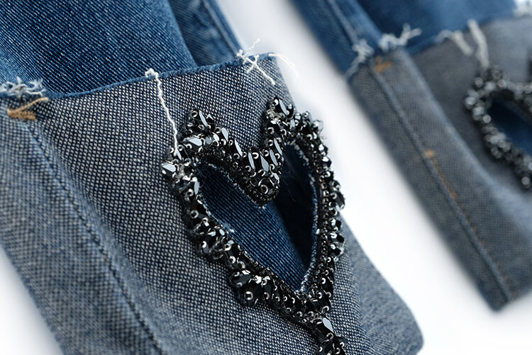 カシュクールクロップドスウェット×ノースリーブシャツ×ハートビジューデニムパンツ【上下別売り可】