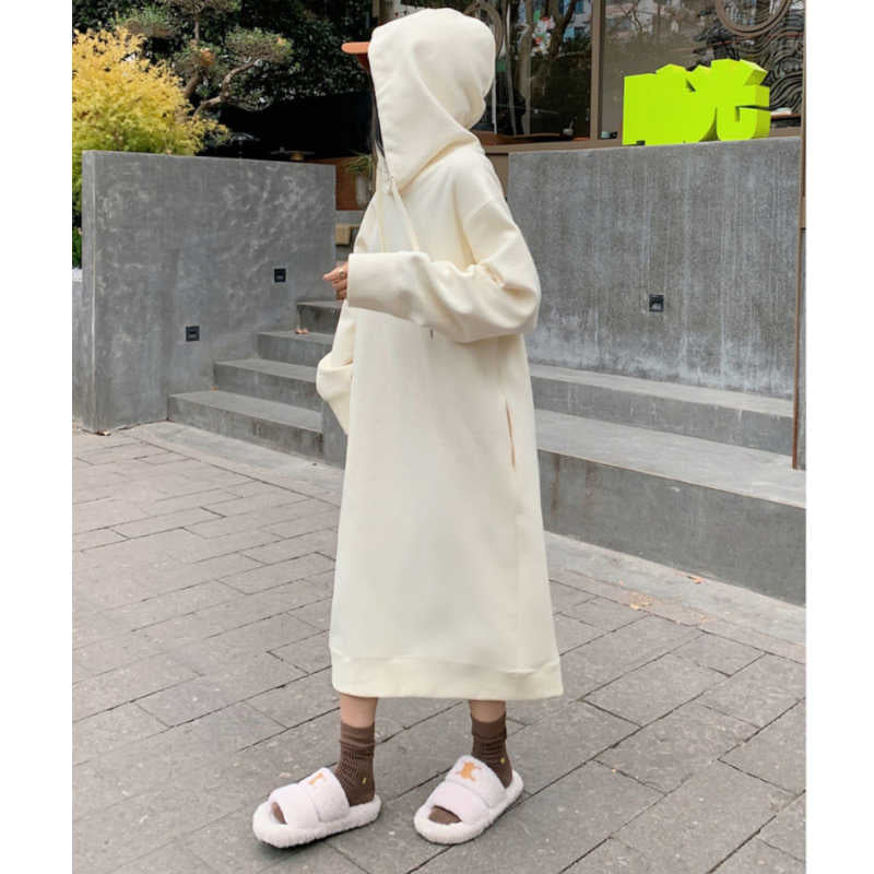 リブオーバーパーカーワンピース