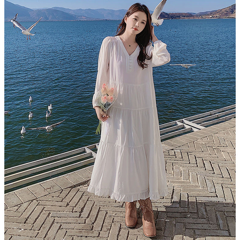 ティアードホワイトワンピース