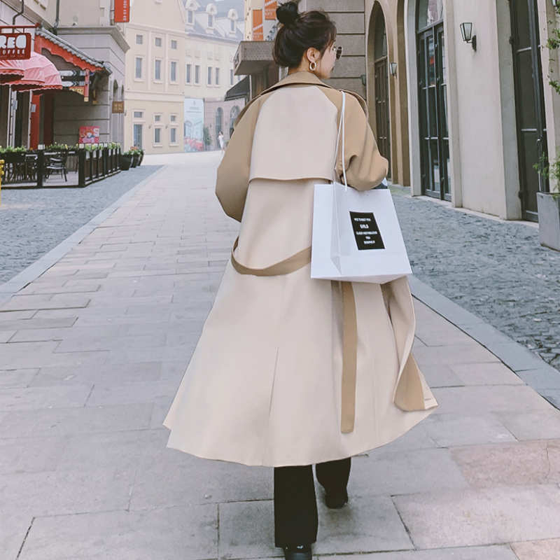 ツートーンラグランスリーブトレンチコート