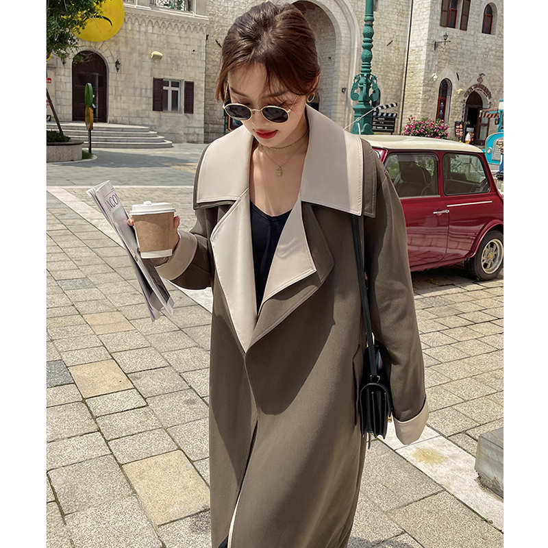 バイカラーレイヤード風ガウンチェスターコート