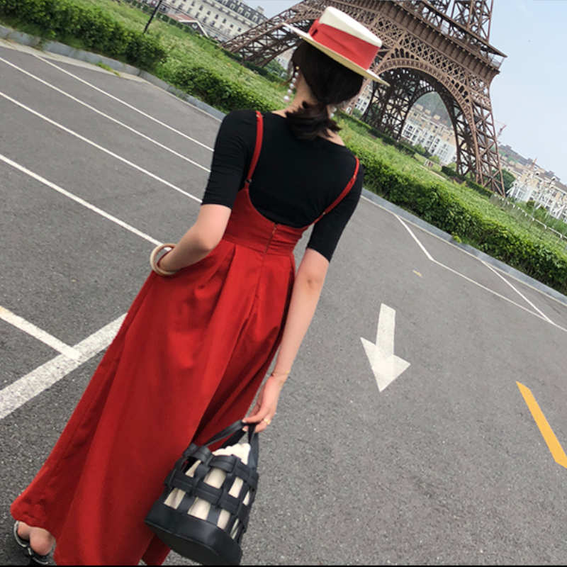 スクエアネック半端袖Tシャツ×タック入りサロペットガウチョパンツ