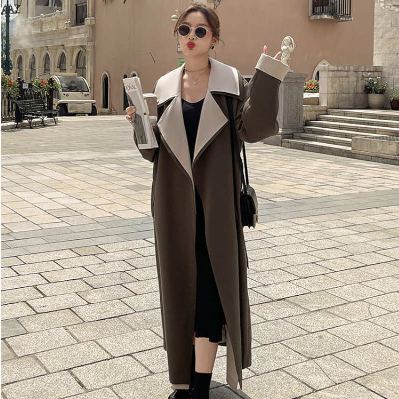 バイカラーレイヤード風ガウンチェスターコート