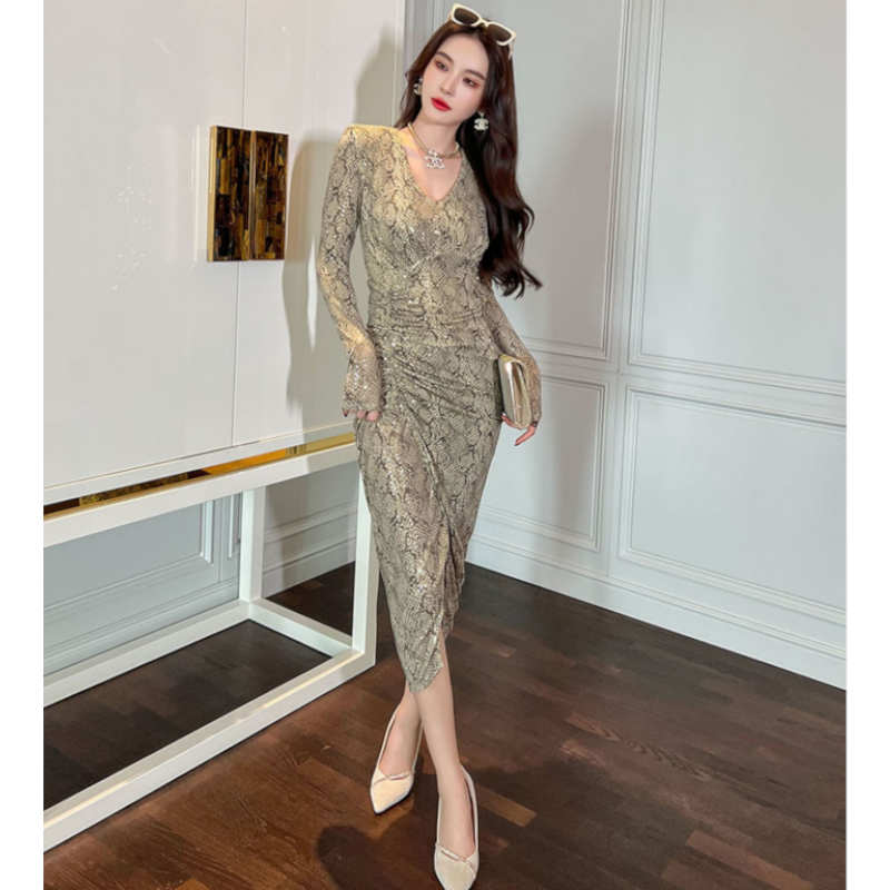 スパンコールフロントギャザーイレヘムパイソンワンピース